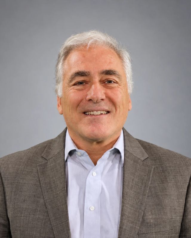 Dr. Andrés Sensini
